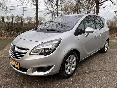 Grijs Gebruikt 2017 Opel Meriva MPV | € 9.950 (Eerlijke prijs)