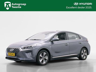 Grijs (metallic) Gebruikt 2020 Hyundai Ioniq Premium Hatchback | € 16.950 (Eerlijke prijs)