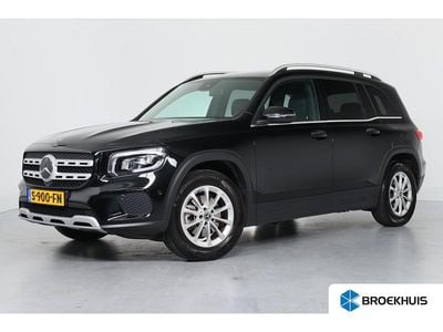 Mercedes GLB180
