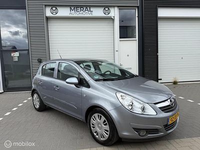 Grijs Gebruikt 2007 Opel Corsa Business Hatchback | € 3.190 (Goede deal)
