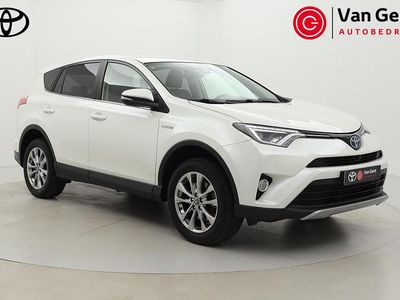 Wit Occasion 2016 Toyota RAV4 Hybrid Executive SUV | € 27.499 (Eerlijke prijs)