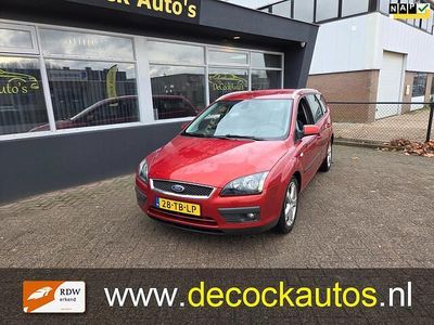 Oranje Occasion 2006 Ford Focus Futura Stationwagen | € 2.440 (Iets duurder)