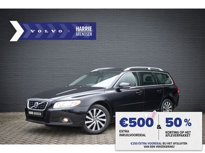 tweedehands Volvo V70 T4 Limited Edition, Trekhaak, Leder, Schuifdak, Xenon, Navi