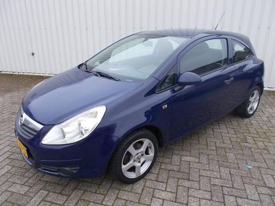 Blauw Occasion 2009 Opel Corsa Selection Hatchback | € 1.995 (Eerlijke prijs)