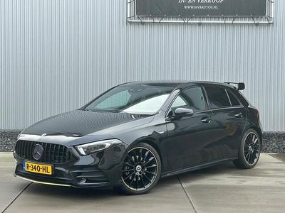 Zwart (metallic) Gebruikt 2018 Mercedes A200 Premium Hatchback | € 22.950 (Eerlijke prijs)