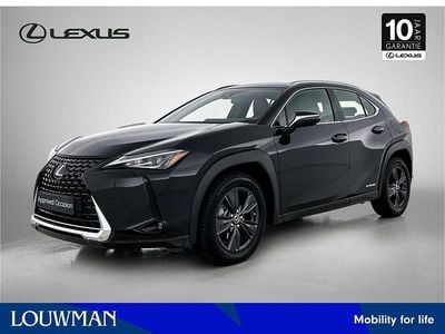 Zwart Occasion 2021 Lexus UX SUV | € 28.950 (Eerlijke prijs)