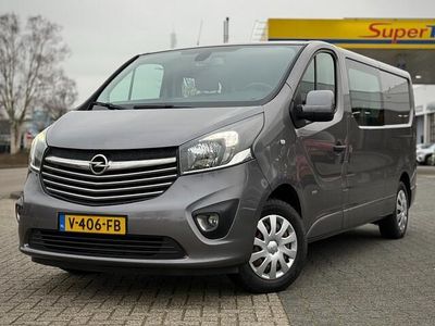Grijs (metallic) Occasion 2017 Opel Vivaro MPV | € 14.950 (Duur)