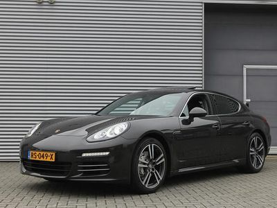 Grijs Gebruikt 2015 Porsche Panamera Hatchback | € 36.999 (Duur)
