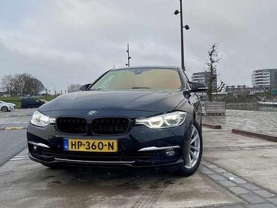 Zwart Occasion 2015 BMW 330e iPerformance Sedan | € 15.945 (Duur)