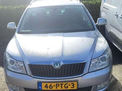 Occasion Skoda Octavia Elegance 105 PK (77 kW) 2011 Zilver Stationwagen