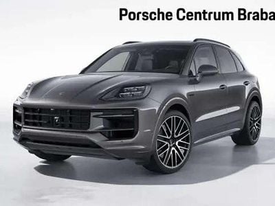 Nieuw Porsche Cayenne Black Edition 470 PK (345 kW) 2025 Grijs SUV