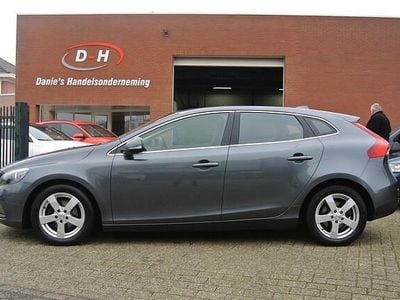 Grijs Occasion 2013 Volvo V40 Summum Hatchback | € 4.799 (Super prijs)