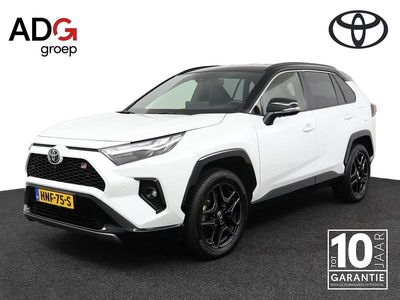Wit Occasion 2023 Toyota RAV4 Hybrid Sport SUV | € 46.900 (Eerlijke prijs)