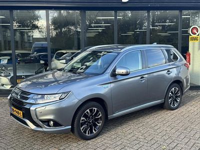 Grijs Gebruikt 2015 Mitsubishi Outlander Edition SUV | € 9.900 (Duur)