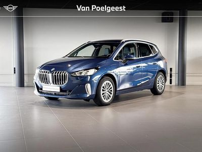 Phytonicblau Occasion 2023 BMW 225 Active Tourer Luxury Line MPV | € 34.900 (Iets duurder)