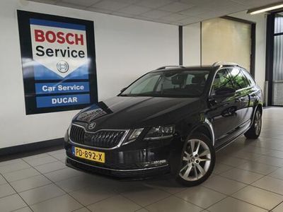 tweedehands Skoda Octavia Combi 1.0 TSI Greentech Style Business | Panorama dak | adaptieve cruise control | Sfeerverlichting.