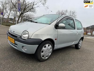 Occasion Renault Twingo 59 PK (43 kW) 2001 Grijs Hatchback