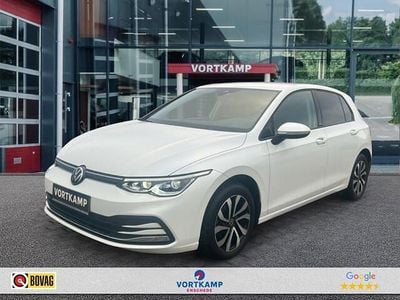 Wit Gebruikt 2022 VW Golf VIII Active Hatchback | € 24.950 (Eerlijke prijs)