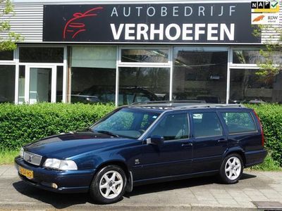 tweedehands Volvo V70 2.4 Europa - AUTOMAAT - APPLE-CARPLAY - CLIMATE /