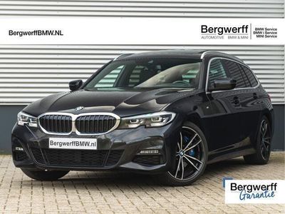 tweedehands BMW 330 3-SERIE Touring i M-Sport - Pano - Trekhaak - Harman Kardon - Camera