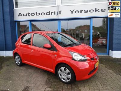 tweedehands Toyota Aygo 1.0-12V + NAP Airco