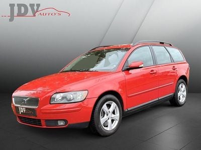 Rood Gebruikt 2005 Volvo V50 Momentum Stationwagen | € 3.499 (Super prijs)