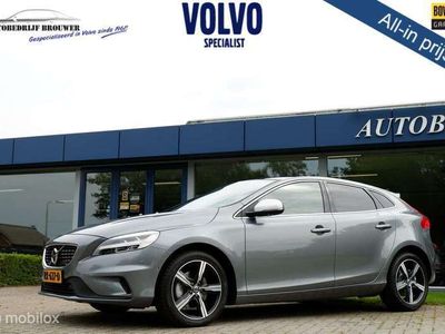 tweedehands Volvo V40 2.0 T4 190PK R-DESIGN BUSINESS SPORT LUXERY | PANODAK | STANDKACHEL | CAMERA