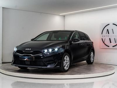 Zwart Occasion 2022 Kia Ceed Hatchback | € 18.980 (Duur)