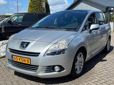 Grijs Gebruikt 2010 Peugeot 5008 MPV | € 3.950 (Iets duurder)