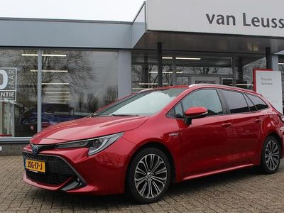 Rood Occasion 2021 Toyota Corolla Play Stationwagen | € 21.900 (Eerlijke prijs)