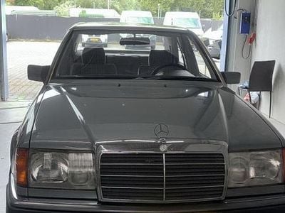 Occasion 1993 Mercedes E280 | € 7.250