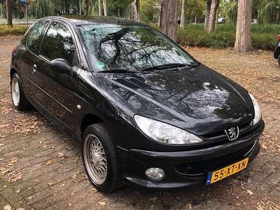 Zwart Occasion 2007 Peugeot 206 Forever Hatchback | € 1.500 (Eerlijke prijs)
