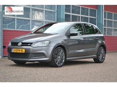 Grijs Gebruikt 2013 VW Polo R-line Edition Hatchback | € 9.995 (Eerlijke prijs)