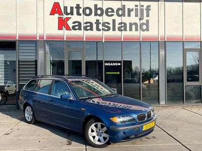 Blauw Occasion 2002 BMW 320 Executive Stationwagen | € 2.498 (Super prijs)