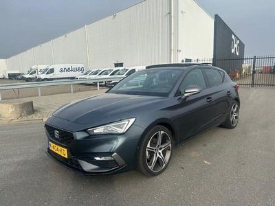 Grijs Occasion 2021 Seat Leon FR Hatchback | € 17.650 (Eerlijke prijs)