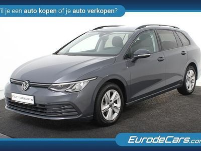 Grijs (metallic) Gebruikt 2021 VW Golf VIII Life Stationwagen | € 21.500 (Eerlijke prijs)
