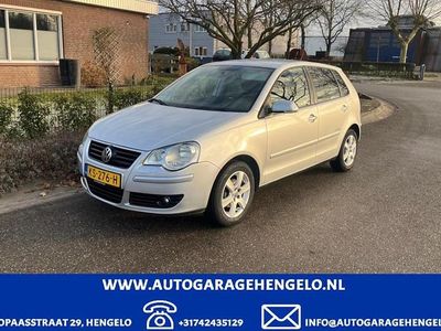 Grijs Gebruikt 2008 VW Polo Highline Hatchback | € 2.495 (Goede deal)