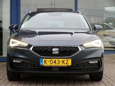 Grijs (metallic) Gebruikt 2021 Seat Leon Style Stationwagen | € 18.950 (Eerlijke prijs)