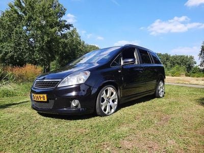 Gebruikt 2006 Opel Zafira OPC MPV | € 4.950 (Eerlijke prijs)