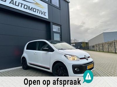 Wit Gebruikt 2016 VW up! take up! Hatchback | € 8.650 (Eerlijke prijs)