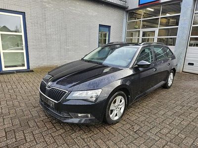 Zwart Occasion 2015 Skoda Superb Business Line Stationwagen | € 5.200