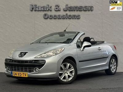Grijs Gebruikt 2007 Peugeot 207 CC Cabriolet | € 2.295 (Goede deal)
