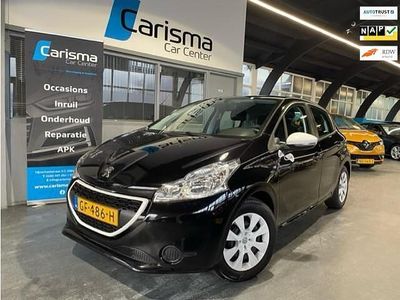 Zwart Gebruikt 2015 Peugeot 208 Hatchback | € 5.495 (Eerlijke prijs)