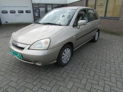 Suzuki Liana