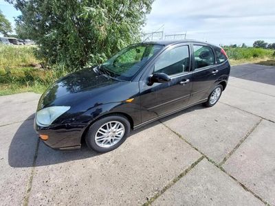 tweedehands Ford Focus 2.0-16V Ghia