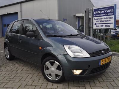 tweedehands Ford Fiesta 1.4-16V Trend 5Deurs Airco Trekhaak N.A.P