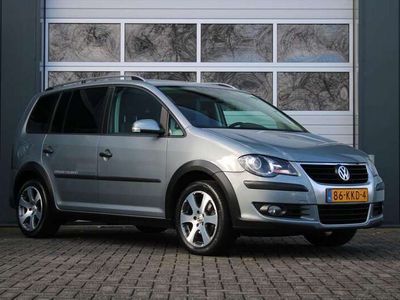 VW Touran Cross