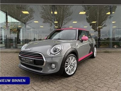 Grijs (metallic) Gebruikt 2019 Mini Cooper Chili Hatchback | € 12.950 (Goede deal)