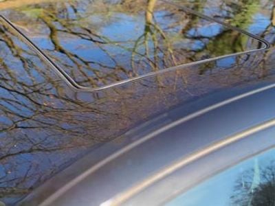 Zwart Gebruikt 2005 Mercedes E320 Avantgarde Sedan | € 6.000