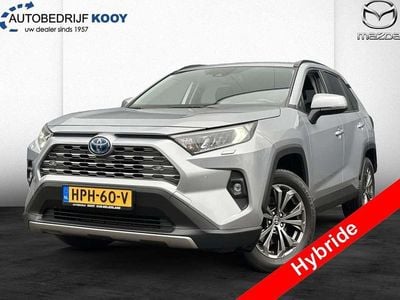 Zilver, metallic lak Occasion 2022 Toyota RAV4 Hybrid SUV | € 36.750 (Eerlijke prijs)